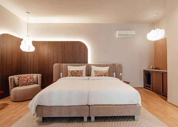 House Of Ble 4*